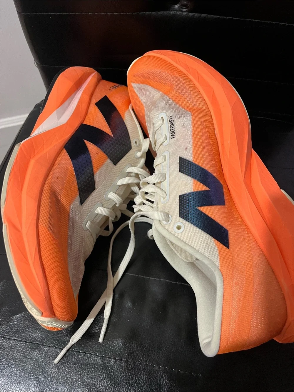 New Balance fuel cell unisex Orange